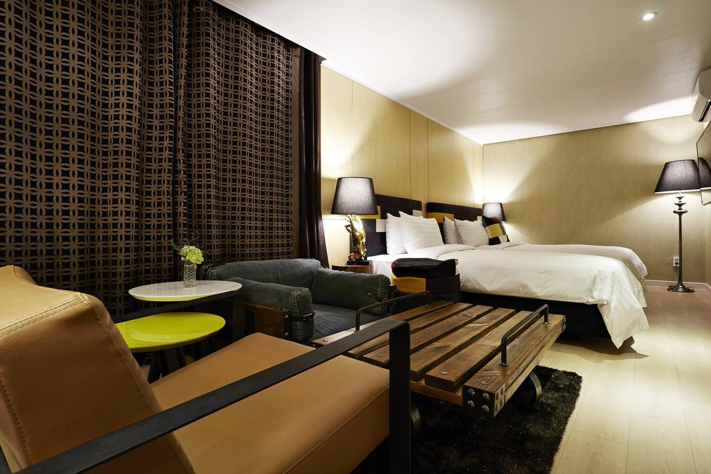 Hotel Namoo Cheong-Ju Чхонджу Екстер'єр фото
